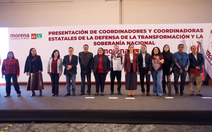 Santiago Nieto junto a dirigentes de Morena durante la presentación de coordinadores estatales